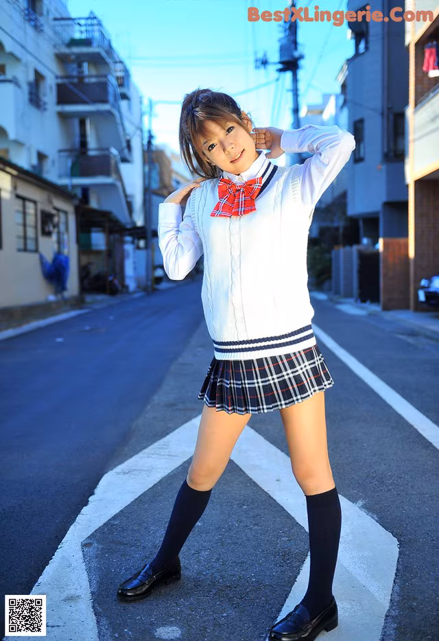 Yumi Arai - Hoser Blow Job
